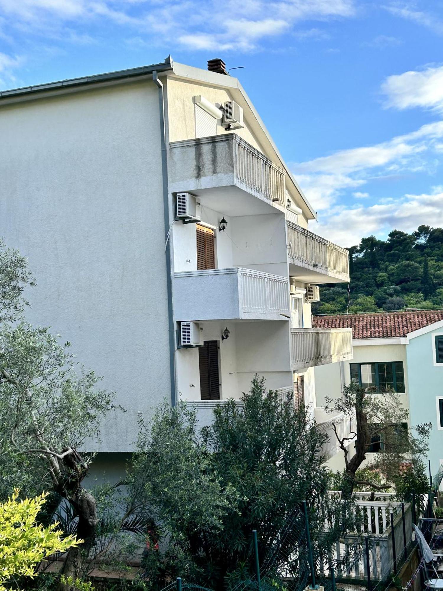 Studio Lucica Petrovac 外观 照片